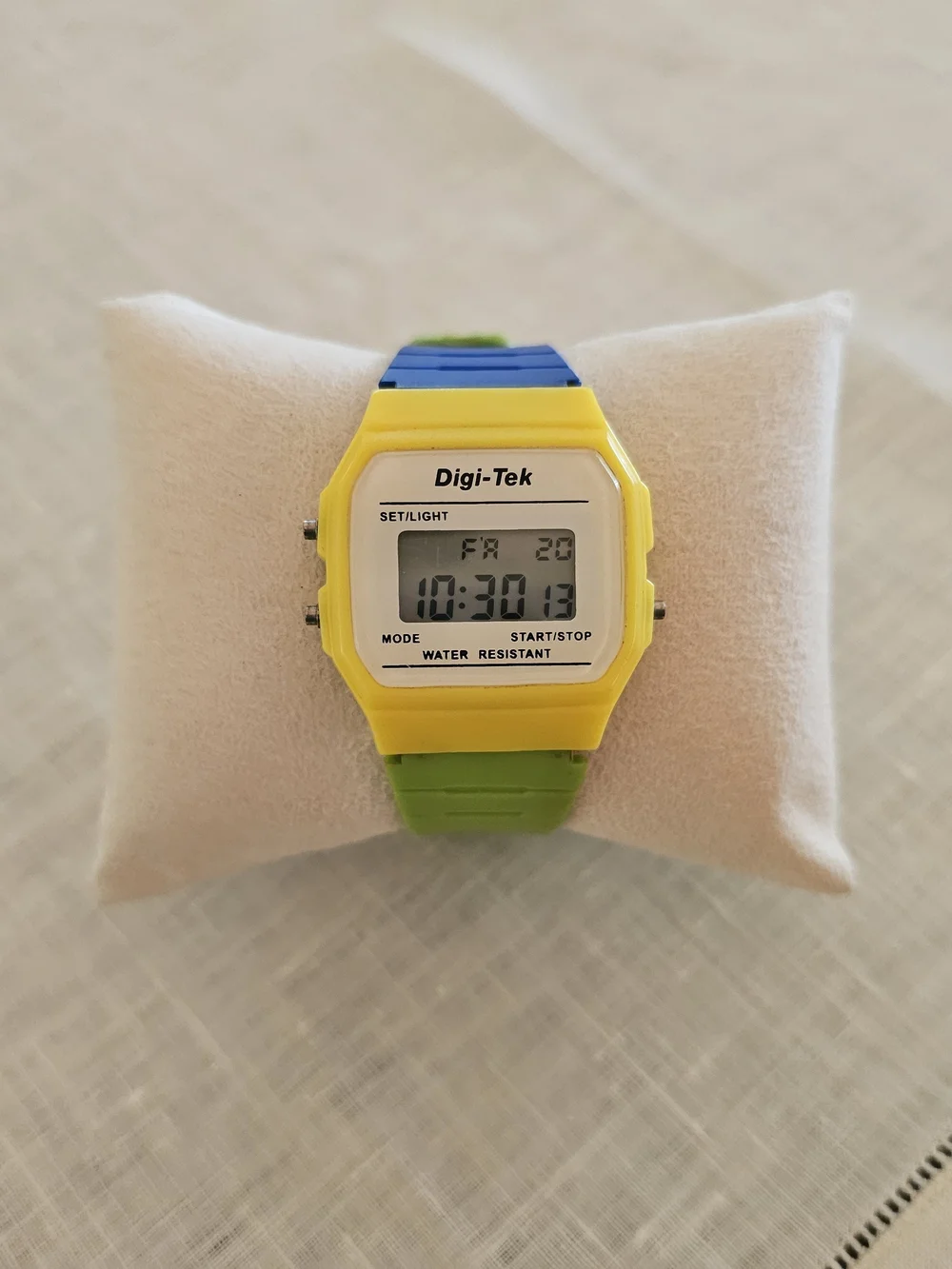 Vintage Digi-Tek Color Block Digital Watch VGUC Yellow Blue Green 90s Style